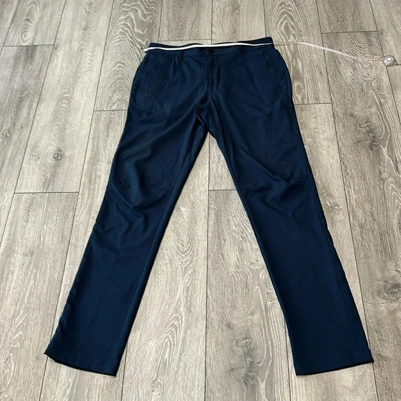 Lululemon Golf Trouser - Picture 3 of 11